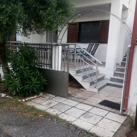 Ενοικιαζόμενα Νέα Βρασνά Vrasná